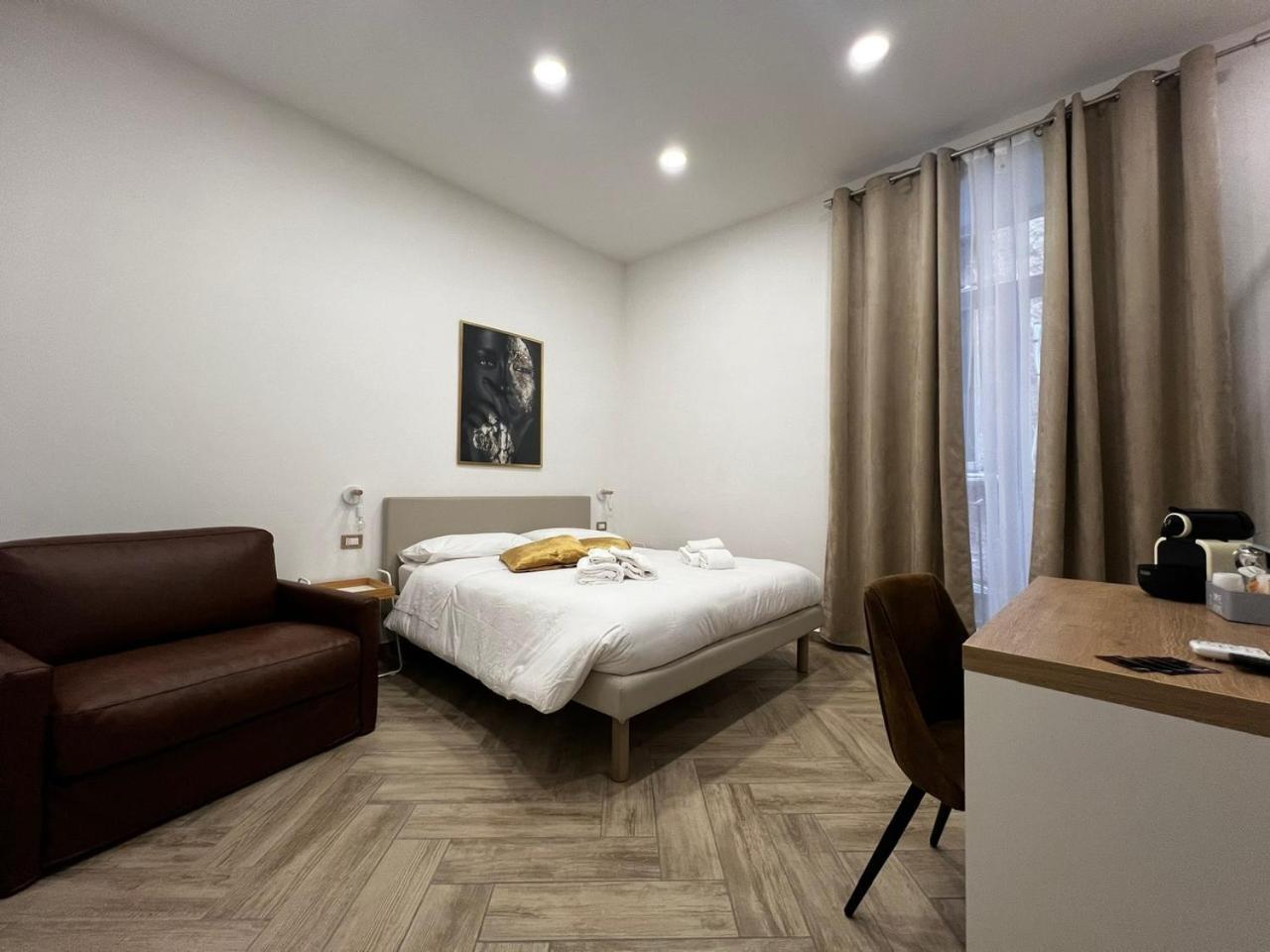 Bed and Breakfast Dimora Dei Decumani Neapel Exterior foto